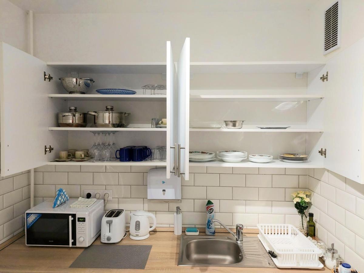 Aweshome City Apartment - 3 Bedrooms And Free Parking 德布勒森 外观 照片